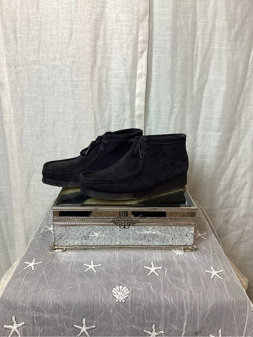 NWT Clarks Men’s Wallabee Boots- Black Suede; Size: 10